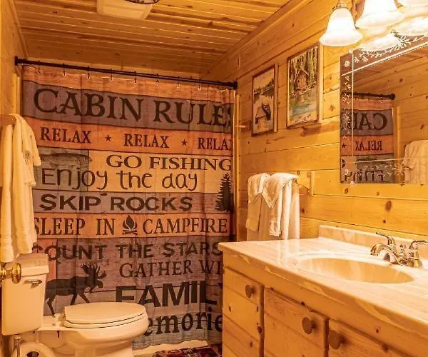 #6 Bobcat Bunkhouse - Pet Friendly - King Bed - Sleeps 4 Payson